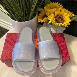 Tory Burch logo embossed bubble jelly slide crisp blue NEW